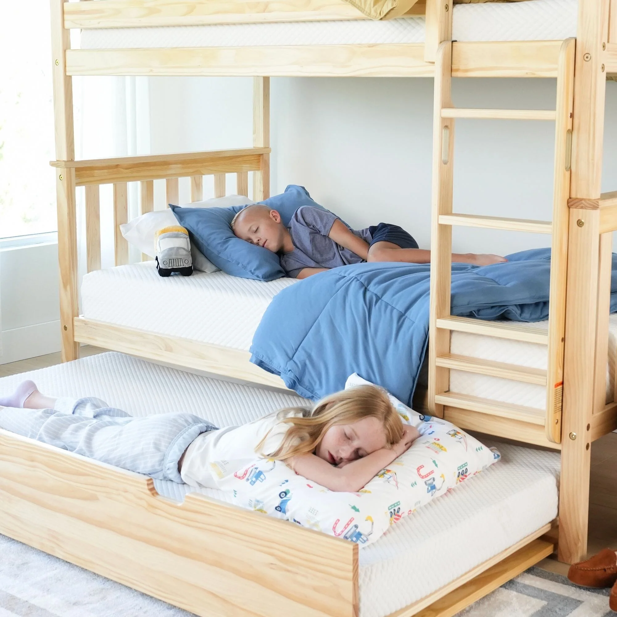 5-Inch Twin & Full Memory Foam Mattress Bundle - Image 7