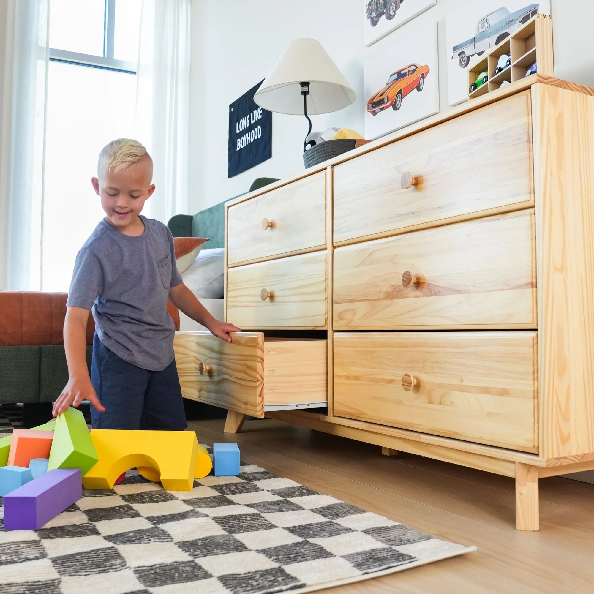 Classic 6-Drawer Dresser - Image 24
