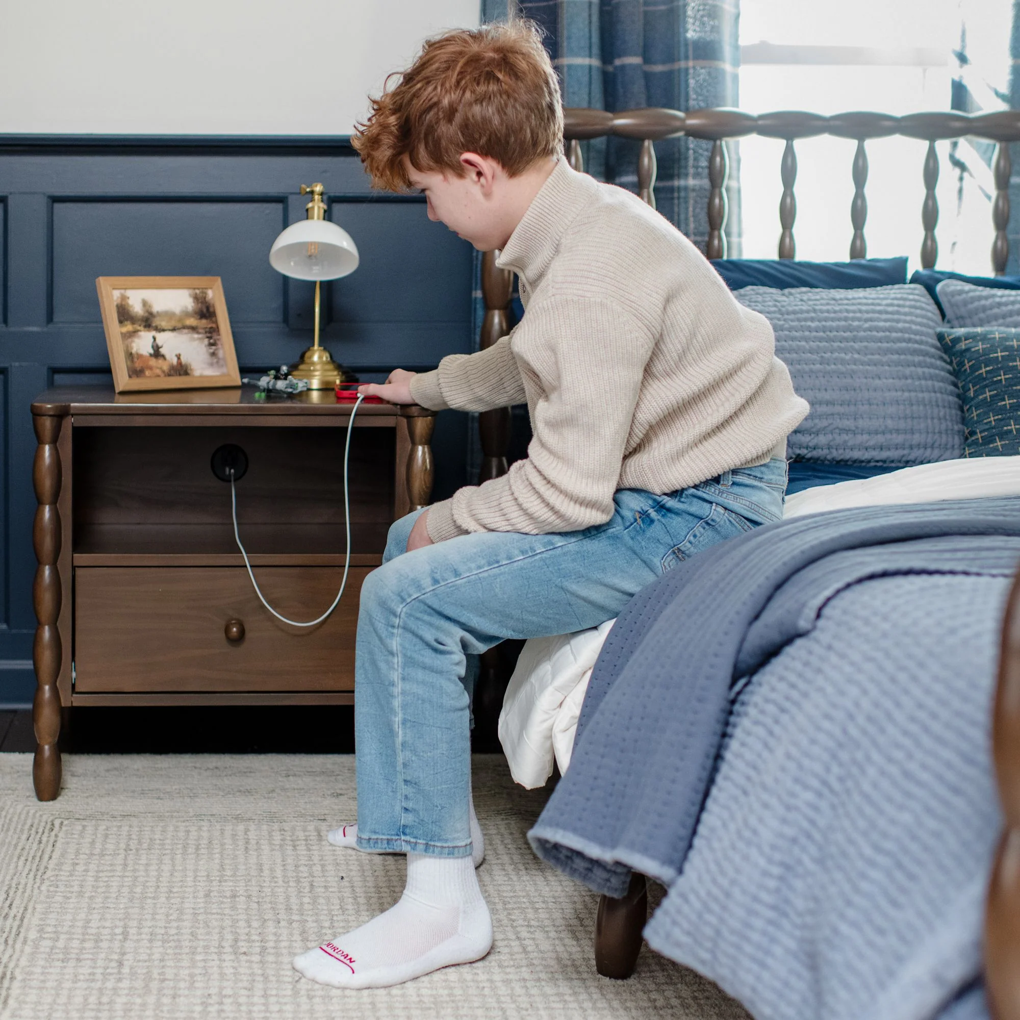 Jenny Nightstand With Charging Station - Image 34