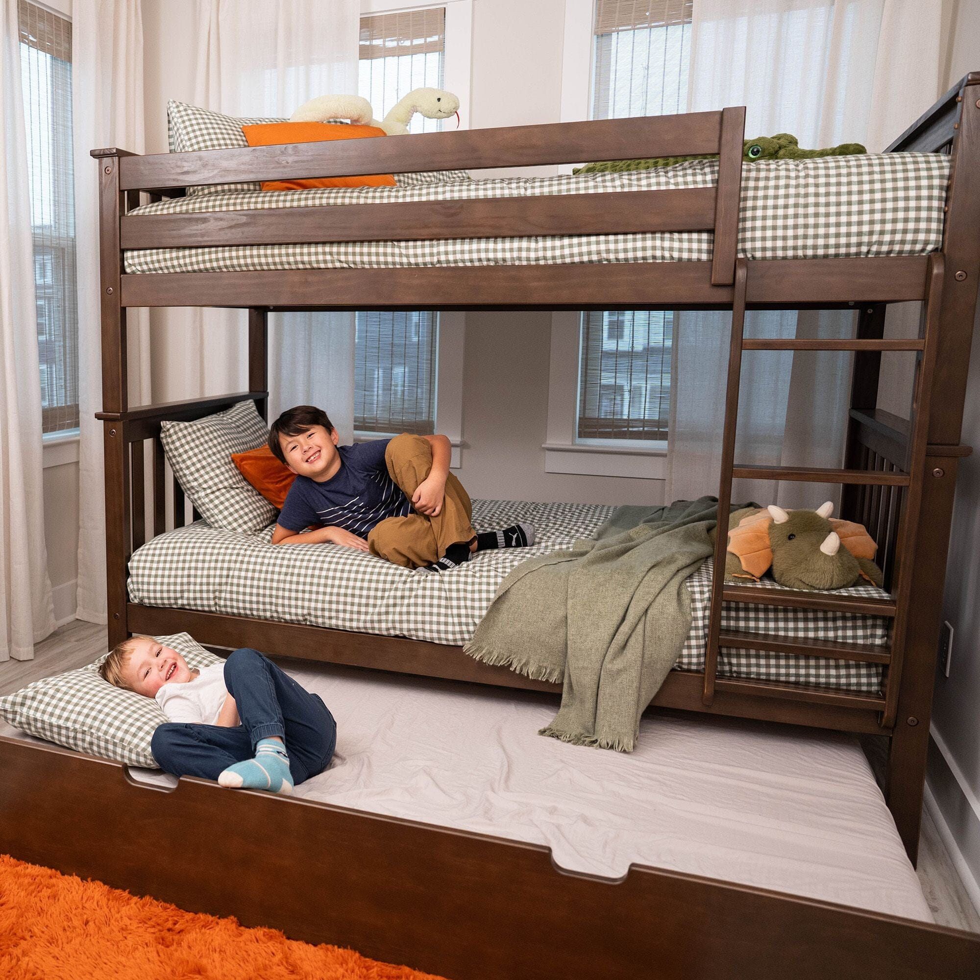 Twin Over Twin Bunk Bed With Trundle - Image 10
