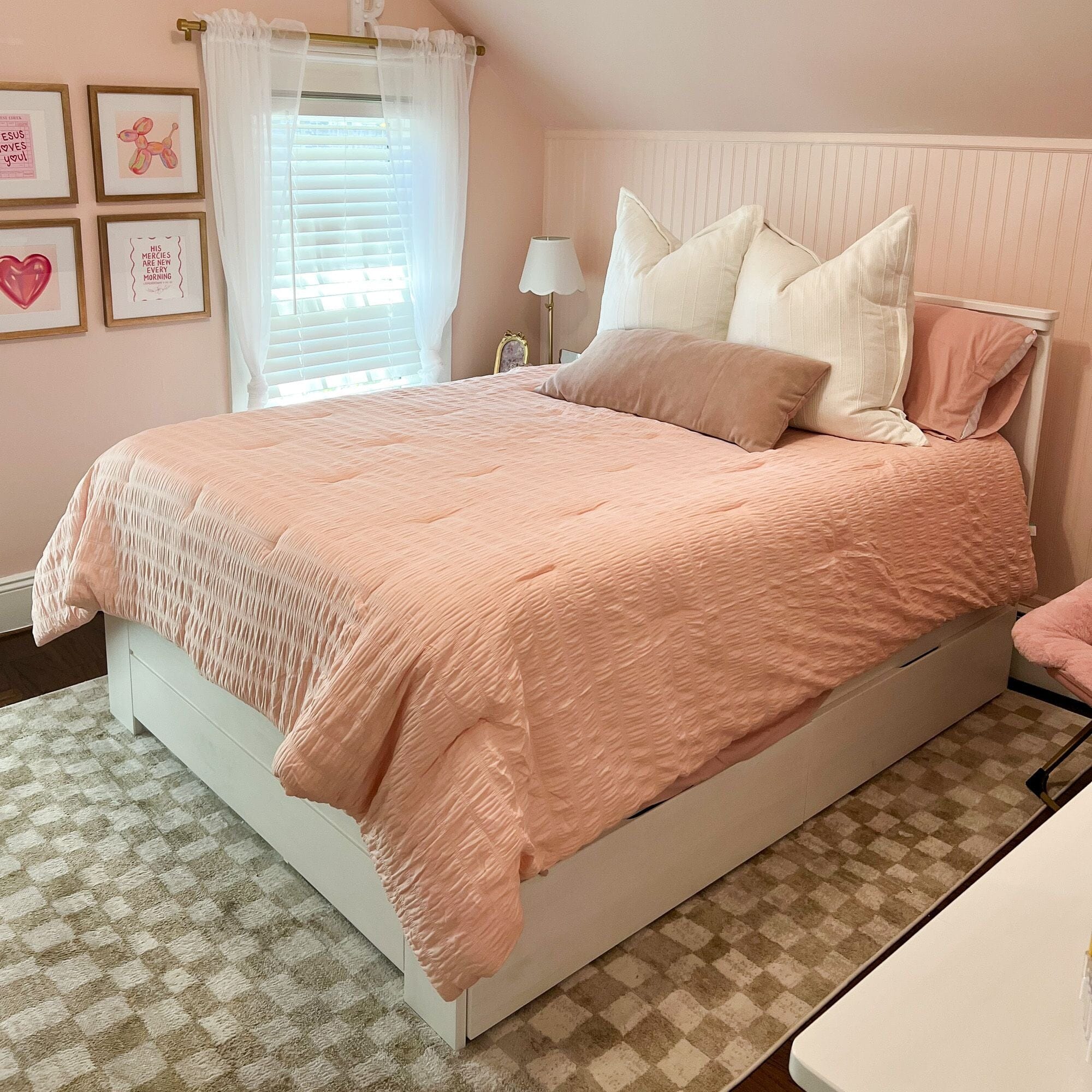 Modern Farmhouse Full Panel Bed With Storage Drawers - Image 11