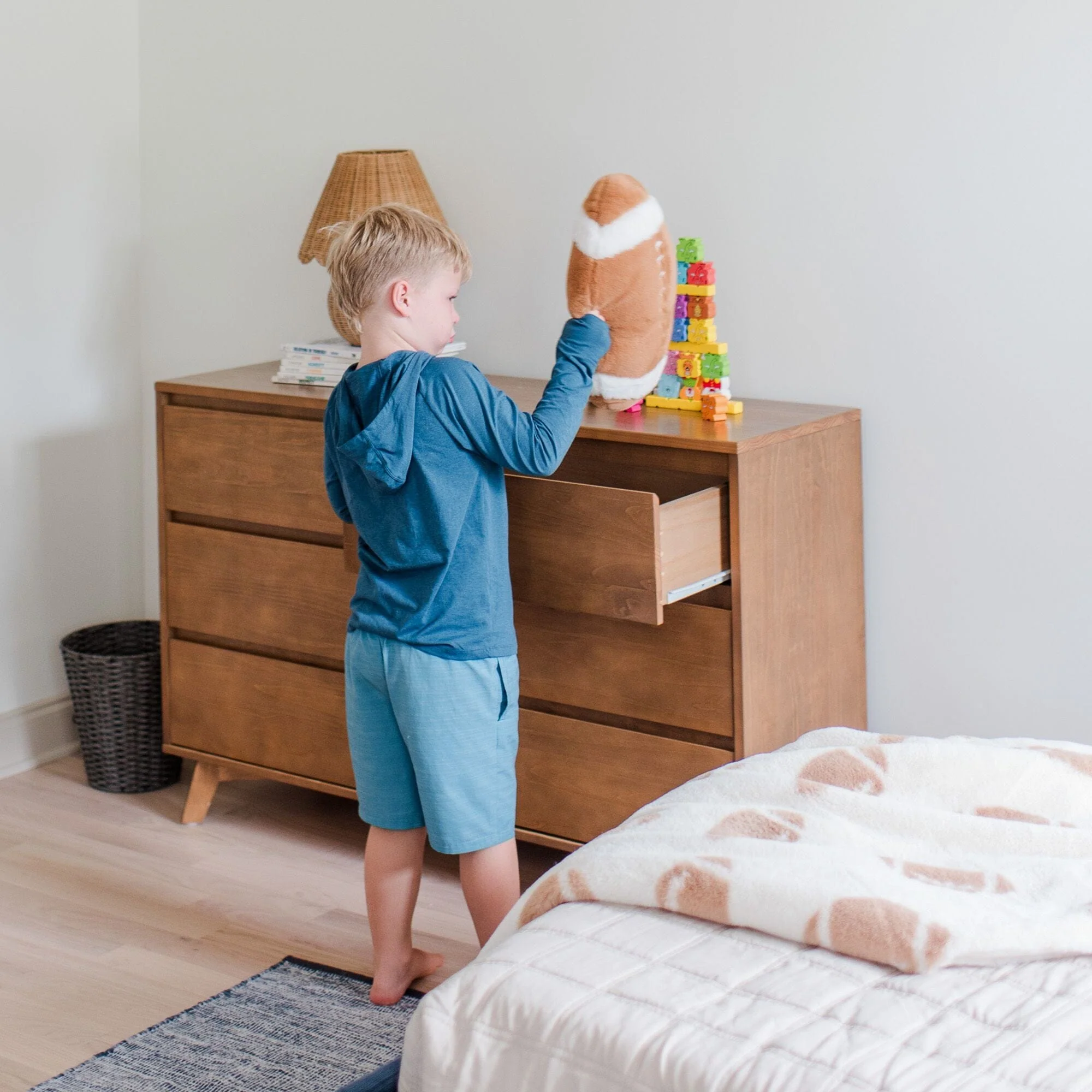 Scandinavian 6-Drawer Dresser - Image 44