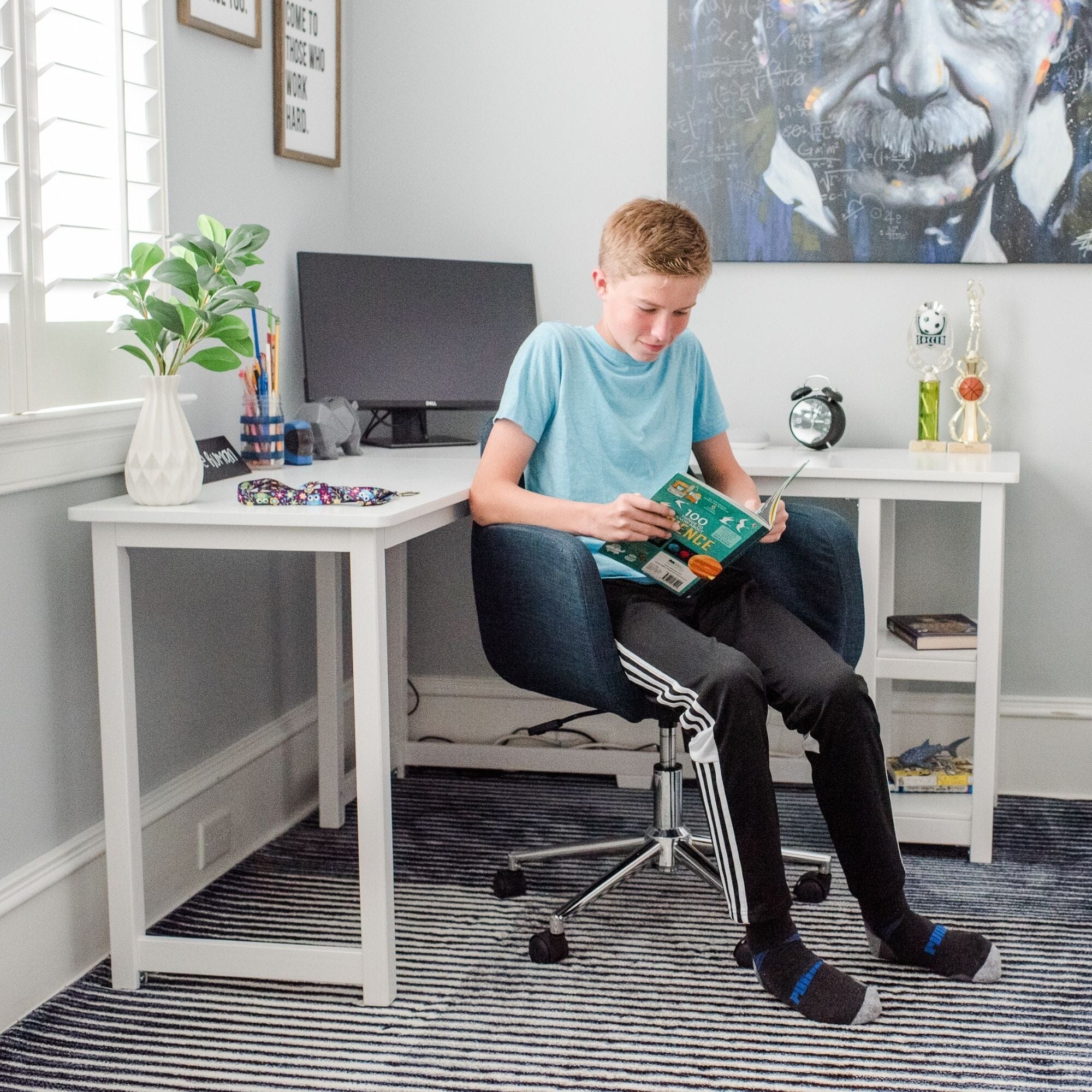 Corner Desk - Image 7